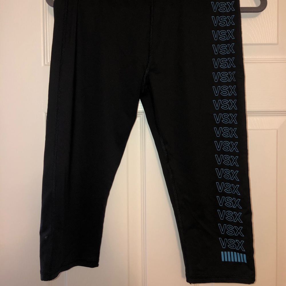 Victoria’s Secret workout Capri